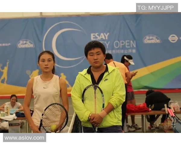 重庆网球队与广州网球队赛后分析个人能力对比及战术表现探讨